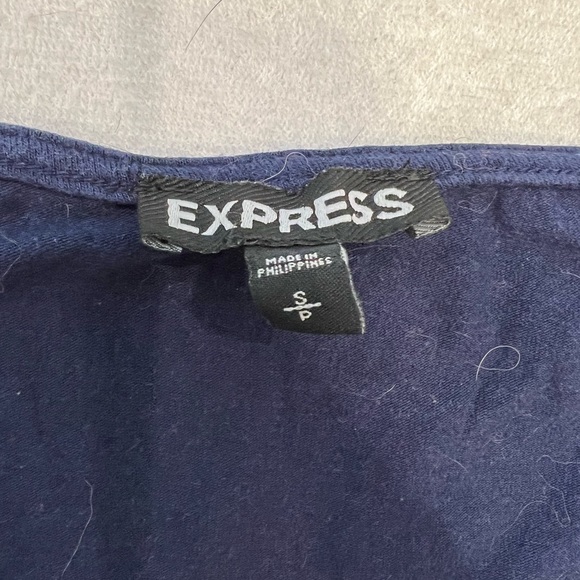 Express Ruffle Sleeve Top - Picture 7 of 10